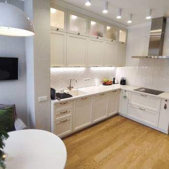 Продается 1-комнатная квартира, 42 м²