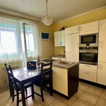 Продается 1-комнатная квартира, 41,6 м²