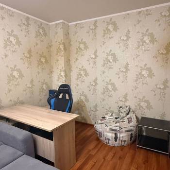 Сдается 1-комнатная квартира, 38 м²