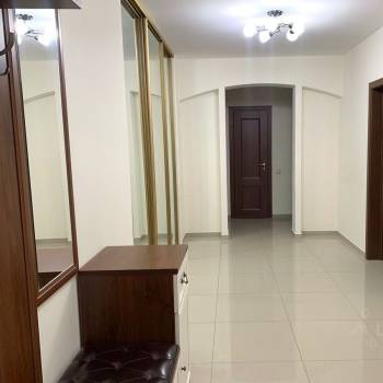 Продается 3-х комнатная квартира, 115 м²