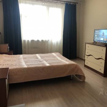 Сдается 1-комнатная квартира, 37 м²