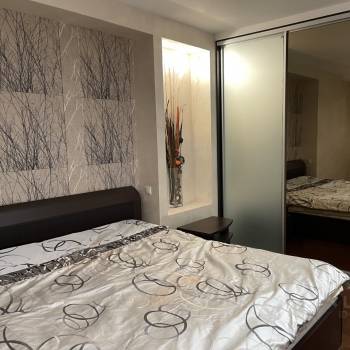 Сдается 2-х комнатная квартира, 70 м²