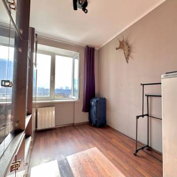 Продается 3-х комнатная квартира, 56 м²