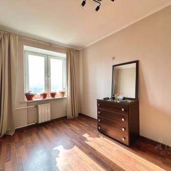 Продается 3-х комнатная квартира, 56 м²