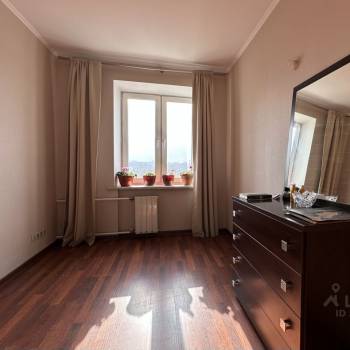Продается 3-х комнатная квартира, 56 м²