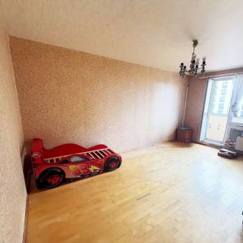 Продается 1-комнатная квартира, 38 м²