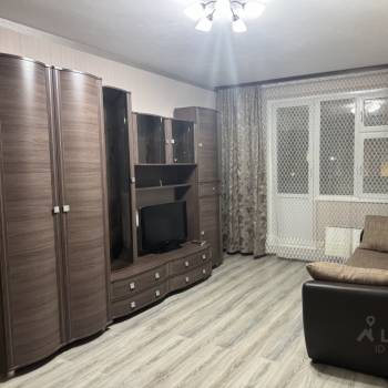 Сдается 1-комнатная квартира, 37 м²