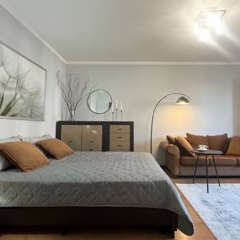 Продается 1-комнатная квартира, 38 м²