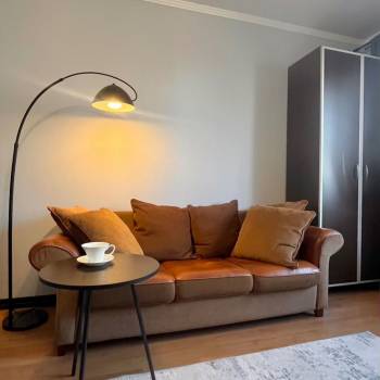 Продается 1-комнатная квартира, 38 м²