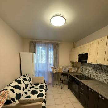 Сдается 1-комнатная квартира, 35 м²