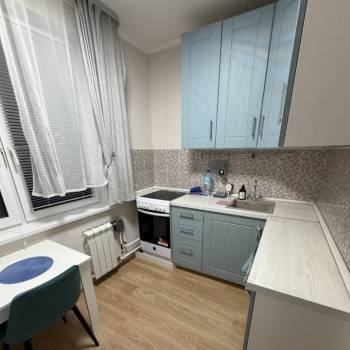 Сдается 1-комнатная квартира, 38 м²
