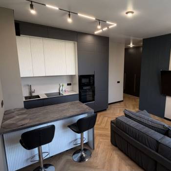 Продается 3-х комнатная квартира, 56 м²