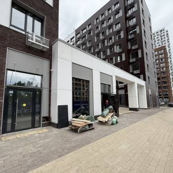 Сдается Нежилое помещение, 176 м²
