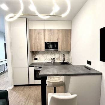 Сдается 1-комнатная квартира, 37 м²