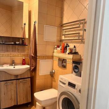 Продается 3-х комнатная квартира, 58 м²