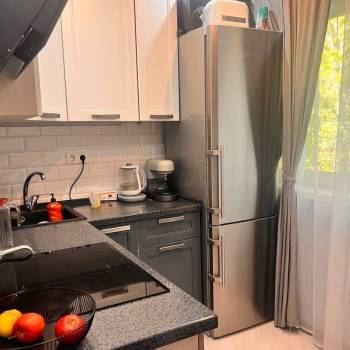 Продается 3-х комнатная квартира, 58 м²
