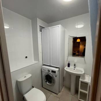 Продается 1-комнатная квартира, 38 м²