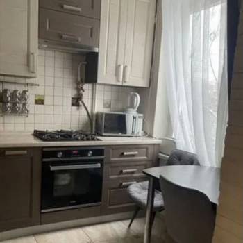 Продается 3-х комнатная квартира, 58 м²