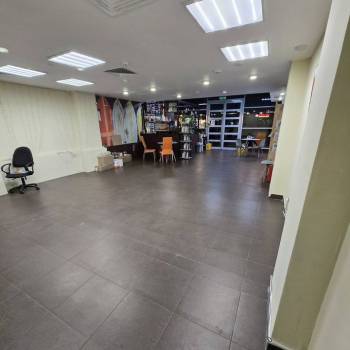 Сдается Нежилое помещение, 75 м²
