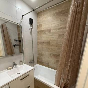 Сдается 1-комнатная квартира, 37 м²