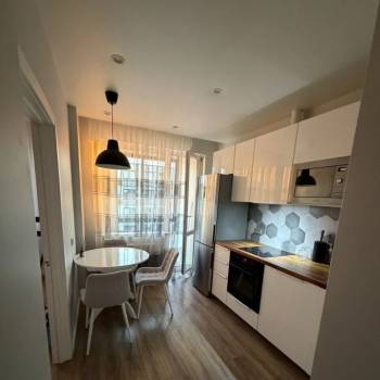Сдается 1-комнатная квартира, 37 м²