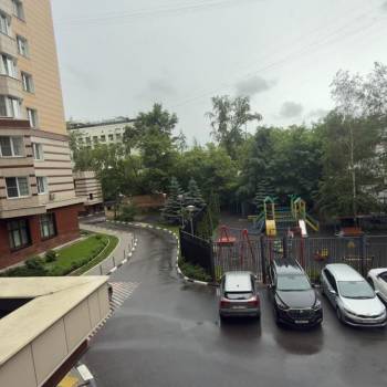 Продается 1-комнатная квартира, 50,2 м²