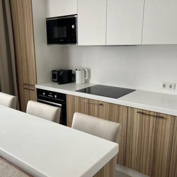 Сдается 1-комнатная квартира, 50 м²