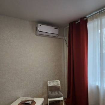 Продается 1-комнатная квартира, 16,8 м²