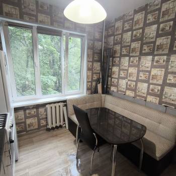Продается 1-комнатная квартира, 32 м²