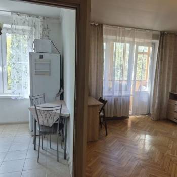 Сдается 1-комнатная квартира, 35 м²