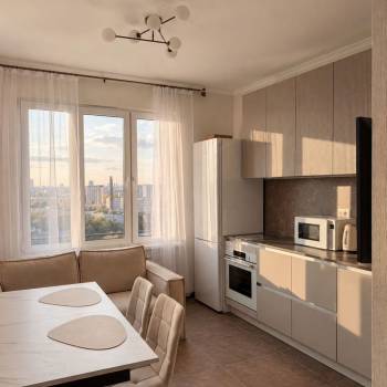 Сдается 1-комнатная квартира, 38 м²
