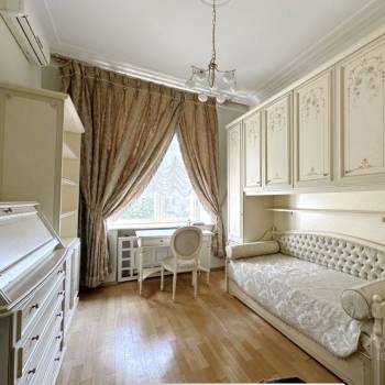 Сдается Многокомнатная квартира, 136 м²