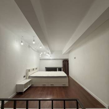 Продается 1-комнатная квартира, 54,8 м²