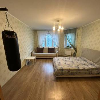 Сдается 1-комнатная квартира, 43 м²