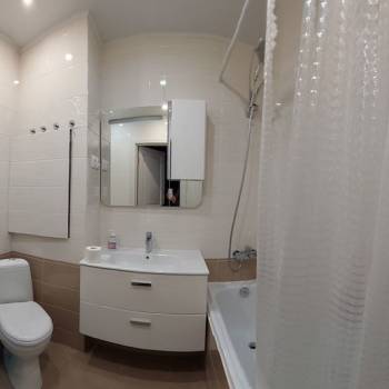 Продается 1-комнатная квартира, 38 м²