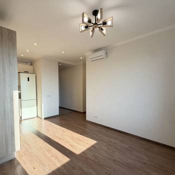 Продается 2-х комнатная квартира, 57 м²