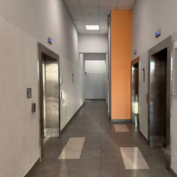 Продается 2-х комнатная квартира, 58,3 м²