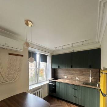 Продается 1-комнатная квартира, 33 м²
