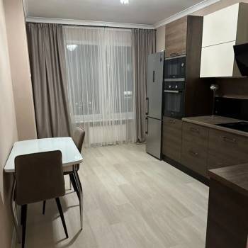 Сдается 1-комнатная квартира, 41 м²