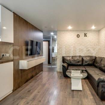 Продается 1-комнатная квартира, 36 м²
