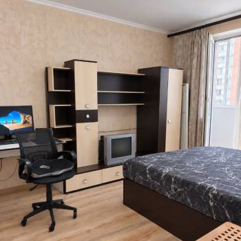 Продается 1-комнатная квартира, 37,5 м²