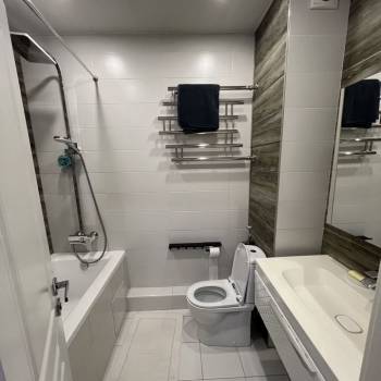 Сдается 1-комнатная квартира, 42 м²