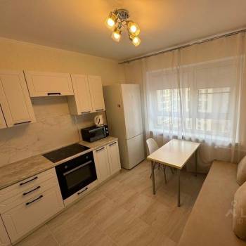Сдается 1-комнатная квартира, 38,5 м²
