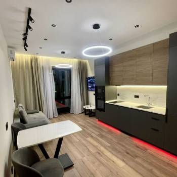 Сдается 1-комнатная квартира, 43 м²