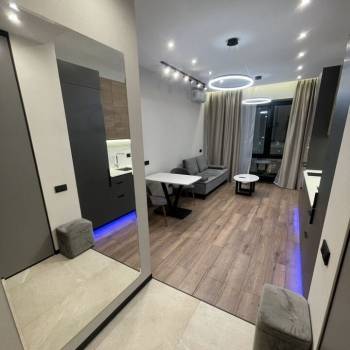 Сдается 1-комнатная квартира, 43 м²