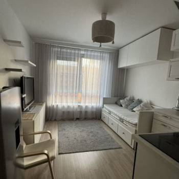 Продается 1-комнатная квартира, 19,8 м²