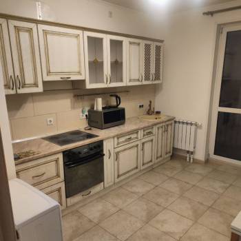 Сдается 1-комнатная квартира, 46 м²