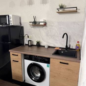 Продается 1-комнатная квартира, 18 м²