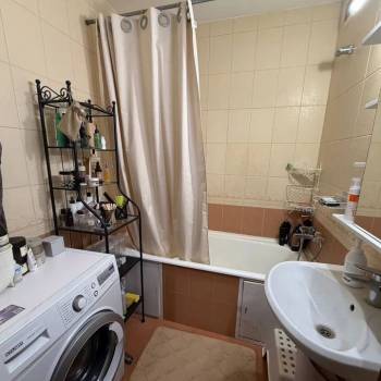 Сдается 1-комнатная квартира, 43 м²