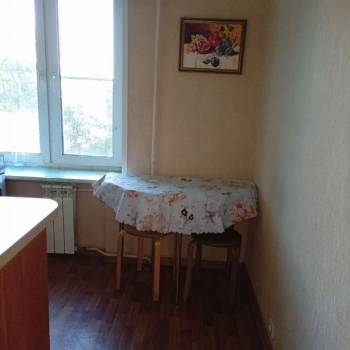 Сдается 1-комнатная квартира, 54 м²